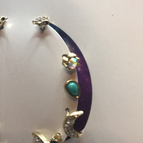 Set of 7 Rue21 boho earrings - Picture 3 of 3